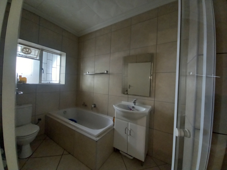 To Let 2 Bedroom Property for Rent in Tamboerskloof Western Cape